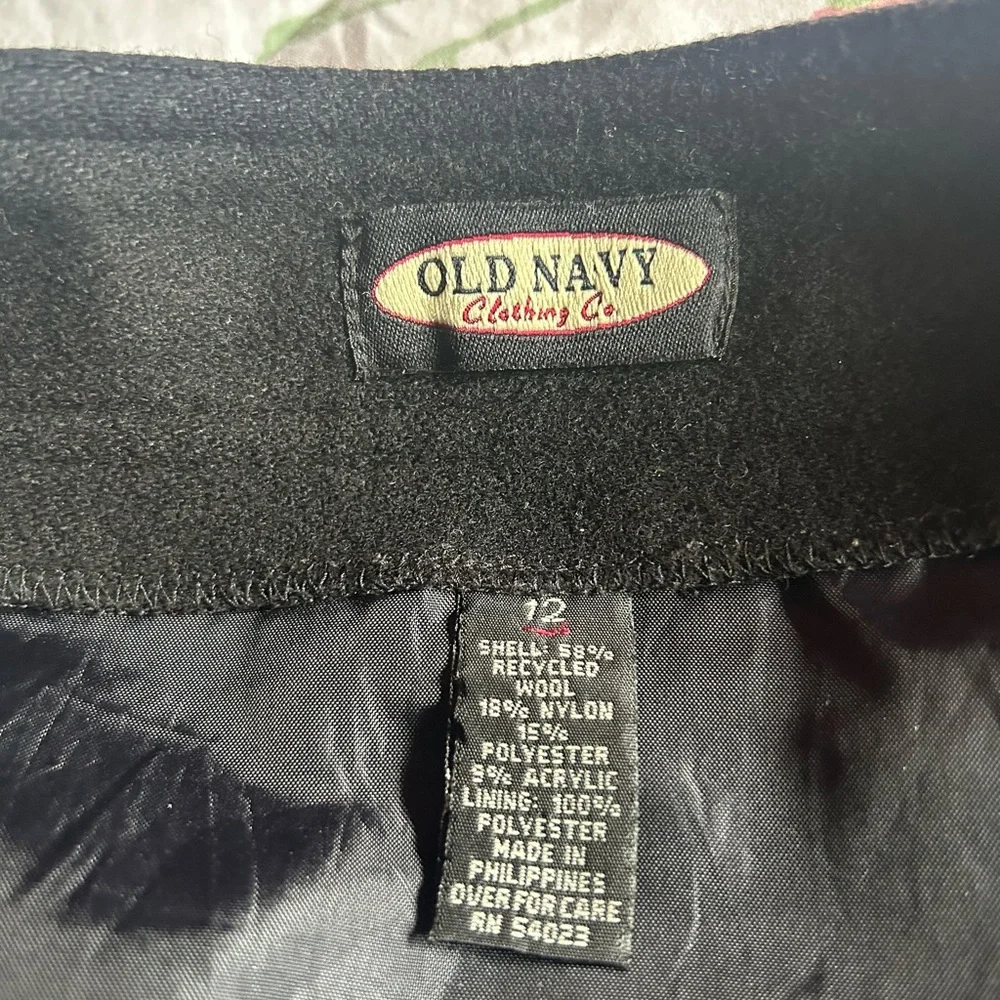 Old Navy Mini Skirt 😊 - Picture 4 of 11